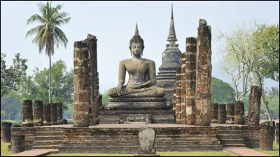 La Thaïlande est le pays dAsie qui compte le plus de temples.
Il y a près de :