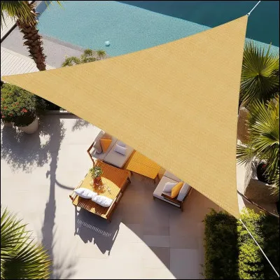 Très important à retenir, savez-vous à combien s'élève la somme des angles d'un triangle ?