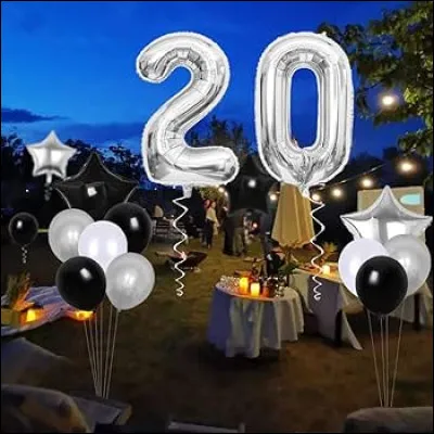 Dans le titre du roman de Stanislas André Steeman, où habite l'assassin ?