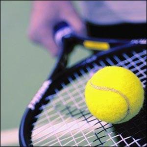 Quel joueur franais a remport le tournoi de tennis de Roland-Garros en 1983 ?
