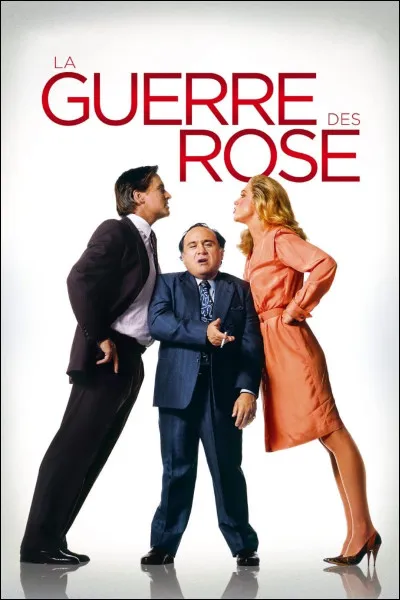 Quelle actrice accompagne Michael Douglas dans le film "La Guerre des Rose" ?
