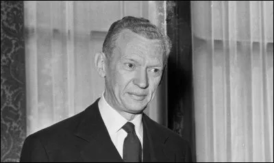 Quel est le prénom de Monsieur Couve de Murville, Premier ministre de 1968 à 1969 ?