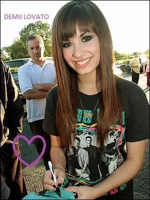 Quel ge  Demi Lovato ?
