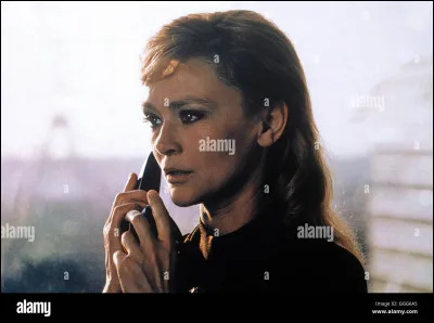 Quel livre d'Anatole France fait partie d'histoire contemporaine ?