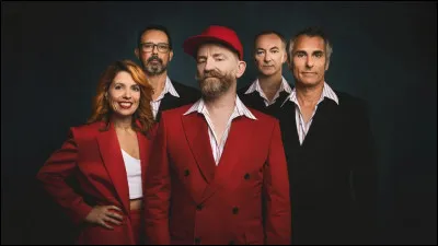 Dionysos est un groupe de...