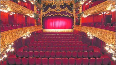 Quel célèbre théâtre parisien est associé à lIllustre Théâtre ?