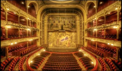 Quel genre de pièces lIllustre Théâtre jouait-il principalement ?