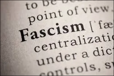 Lequel de ces mouvements politiques fran&ccedil;ais &eacute;tait consid&eacute;r&eacute; comme fasciste ?