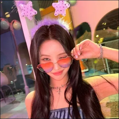 Avec qui partageait-elle sa chambre ?