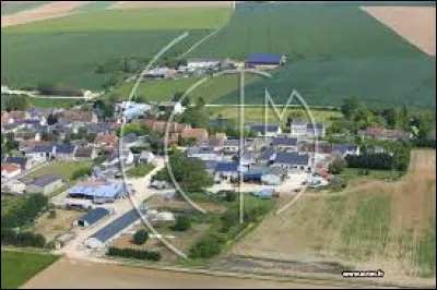 Je vous emmène maintenant à Boisseau. Village Loir-et-Chérien, il se situe en région ...