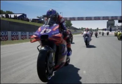 Aux essais, cest Jorge Martín, lEspagnol, qui signe le meilleur temps. Lequel de ces pilotes est en Q2 ?