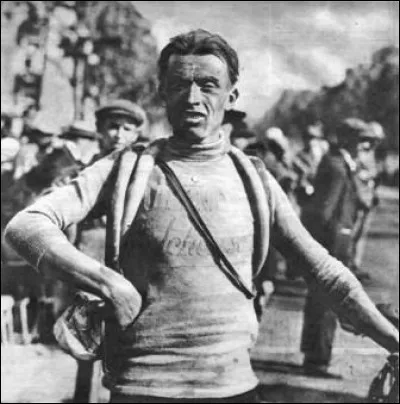 Il est le premier Italien à avoir remporté le Tour :