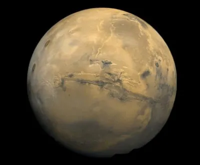 Quel est le surnom de la planète Mars ?