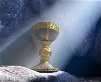 Quel est le nom de la coupe qui aurait servi lors de la Cène, et dans laquelle aurait été recueilli le sang du Christ sur la Croix ?