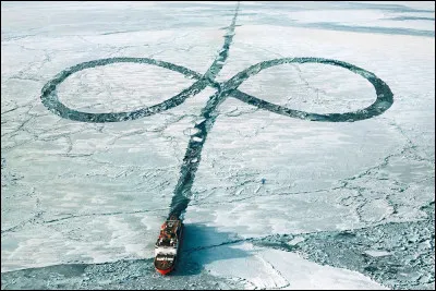 Quel est cet album de Deep Purple, où un bateau se trace un chemin bien particulier dans la glace ?