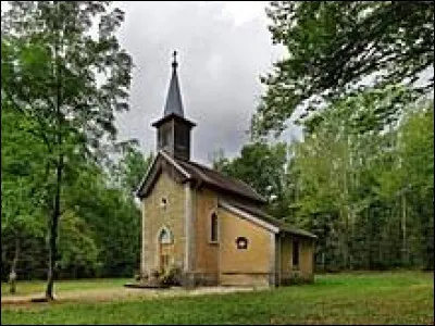 Voici la chapelle des Combottes, au Puy. Village Doubien, il se trouve dans l'ex région ...