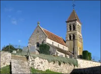 Nous sommes dans les Hauts-de-France, à Oulchy-la-Ville. Village de l'arrondissement de Soissons, il se situe dans le département ...