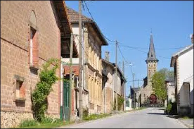 Commune de l'aire d'attraction Rémoise, sur la rive gauche de la Suippe, Saint-Hilaire-le-Petit se situe dans le département ...
