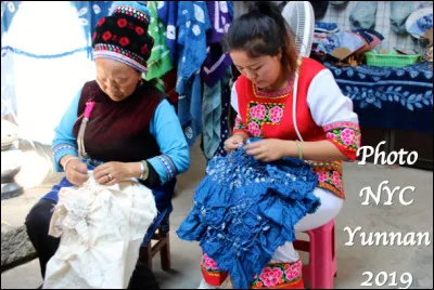Quelle est cette ethnie chinoise vivant dans la région de la ville de Dali dans la province de Yunnan ?