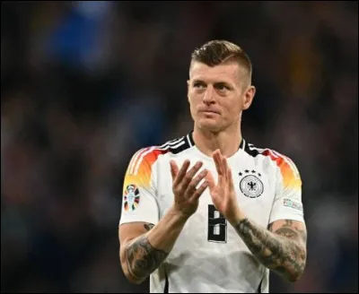 Dernière question ! Qui est-ce ?