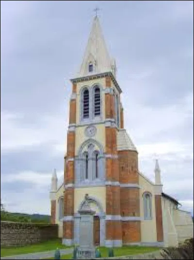 Voici l'église Saint-Blaise, à Lanne. Village de l'aire d'attraction Tarbaise, il se situe dans le département ...