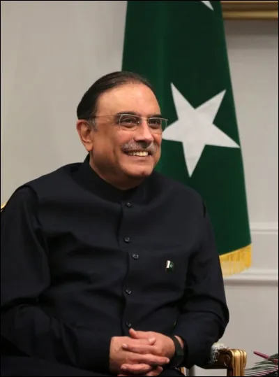 Qui est le président du Pakistan en juillet 2024 ?