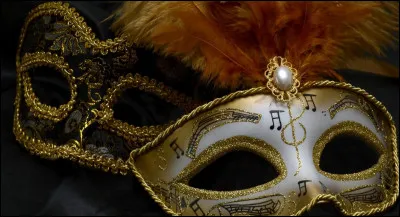 Quel groupe a interprété ''Le Bal masqué'' en 1984 ?