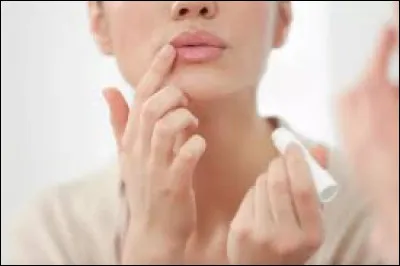 Comment appelle-t-on le coin de la bouche ?