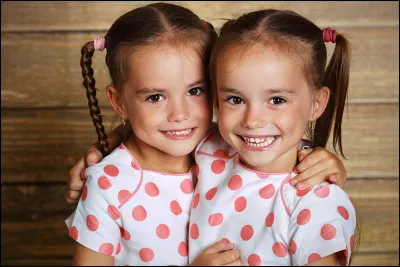 Tu voudrais un deuxième enfant. Mais lorsque tu accouches, tu as des jumeaux. Que fais-tu ?