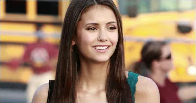 Qui court après Elena, le dernier double Petrova ?