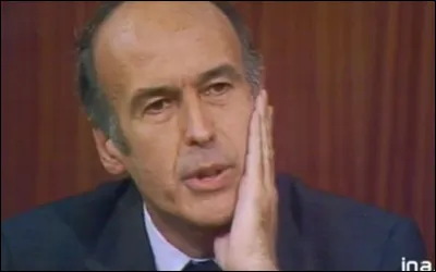 Depuis le 5 juillet 1974, à quel âge obtient-on le droit de vote ?