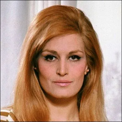 Dans quelle chanson de Dalida est-il question daller "jusquau bout du rêve" ?