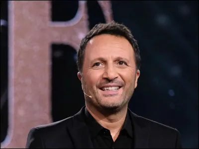 Quel est le vrai nom d'Arthur, animateur radio et télé ?