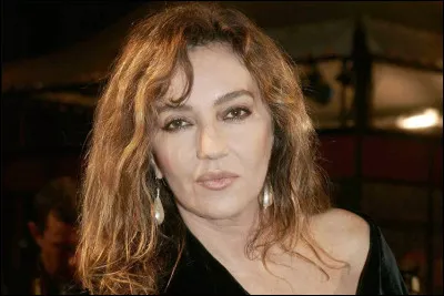 Qui est cette actrice qui joue dans le film ''Mille milliards de dollars'' ?