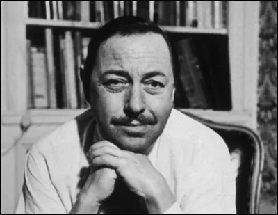 Qui est ce dramaturge américain, auteur de la pièce de théâtre ''Cat on a Hot Tin Roof '' (La Chatte sur un toit brûlant) ?
