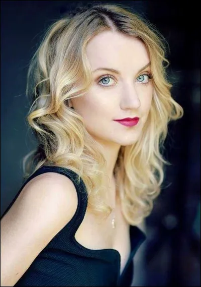 Qui sont ses amis pendant sa scolarité à Poudlard ?