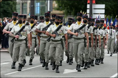 Marche à l".............", J'ai épousé une "............."