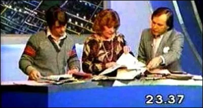 Dans quel jeu daventure un reporter partait à la recherche d'un trésor caché, guidé par des candidats en studio à Paris qui devaient pour cela résoudre plusieurs énigmes ?