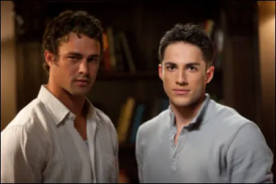 Comment s'appellent ces deux personnages ?