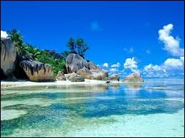 Quelle p&eacute;riode historique a suivi la chute de l�Empire romain d�Occident au Ve si&egrave;cle ?