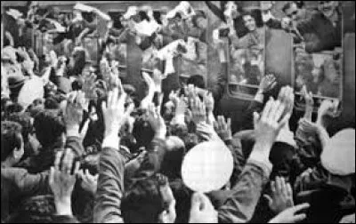 Si on reprend un passage du texte, l'intégration est :