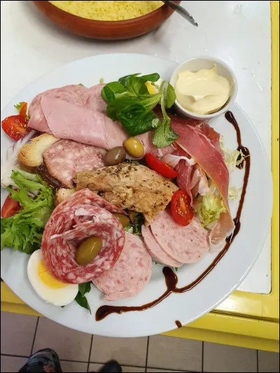 Complétement marteau, c'est l'...