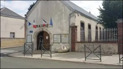 Nous sommes à Francourville. Village de l'aire d'attraction Chartraine, il se trouve dans le département ...