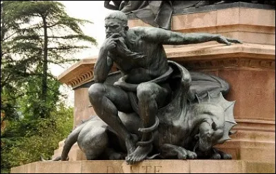 Quel est nom de ce roi de Crète dont elle est la fille ?