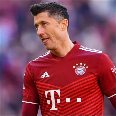 Roberto : Quel est le nom de famille de ce joueur de football polonais ?