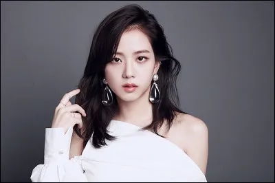 Quelle est la nationalité de Jisoo ? (chanteuse)