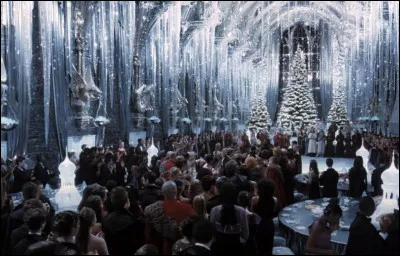 C'est Noël, tu reçois de ta famille...