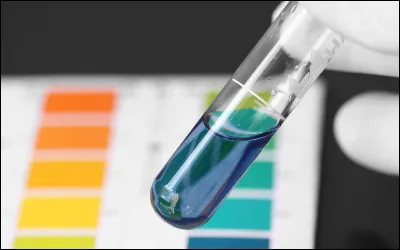 Quelle valeur du pH indique qu'un liquide (l'eau par exemple) est acide ?