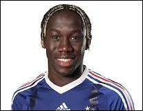 Dans quel club joue Bacary Sagna ?