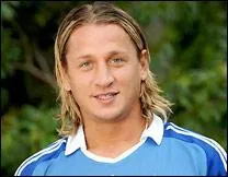 Quel dfenseur slectionn joue  la Roma ?